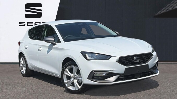SEAT Leon 1.5 eTSI 150 FR 5dr DSG [DAP] Petrol Hatchback - Image 1